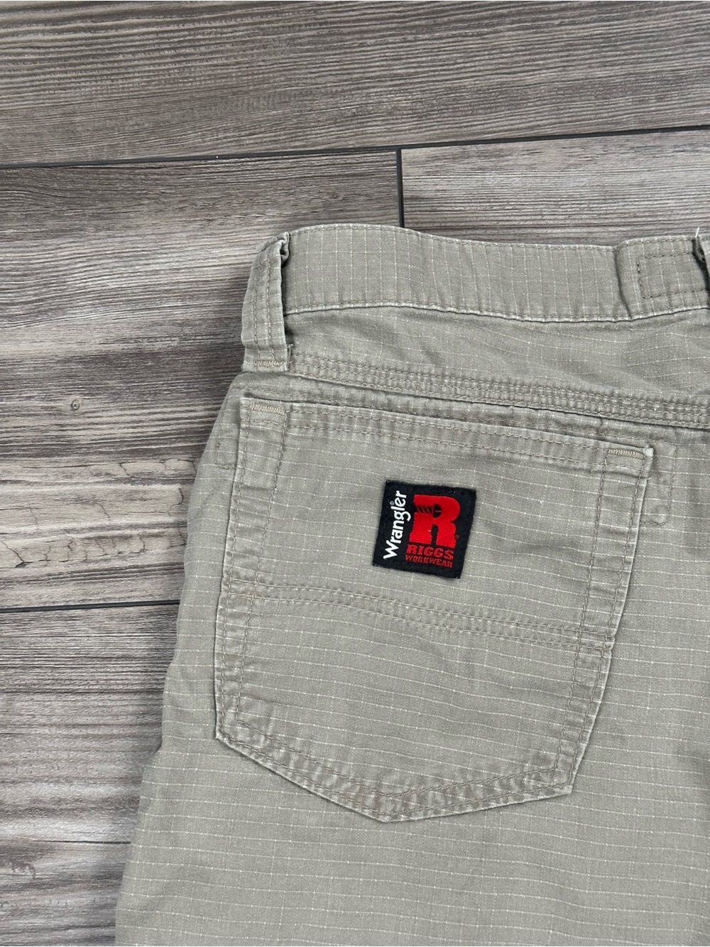 Wrangler Riggs Work Shorts - Picture 3 of 5